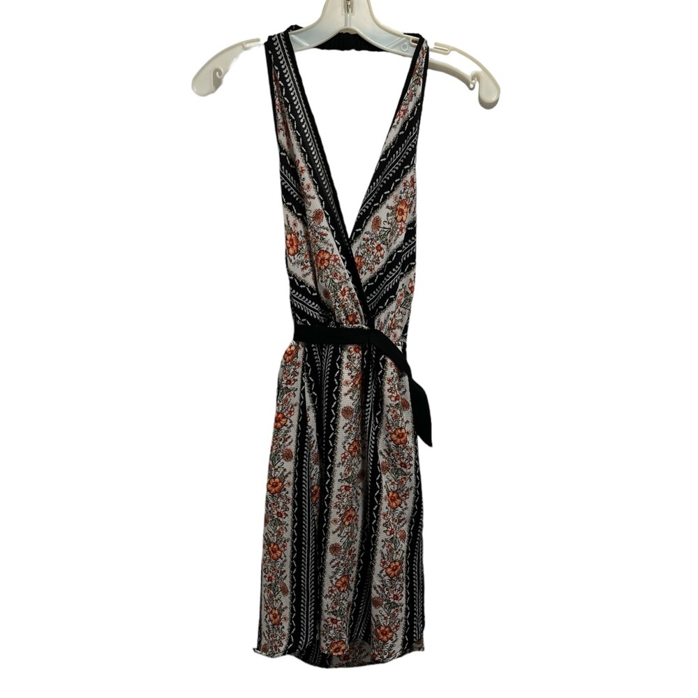 Floral V-Neck Sleeveless Dress